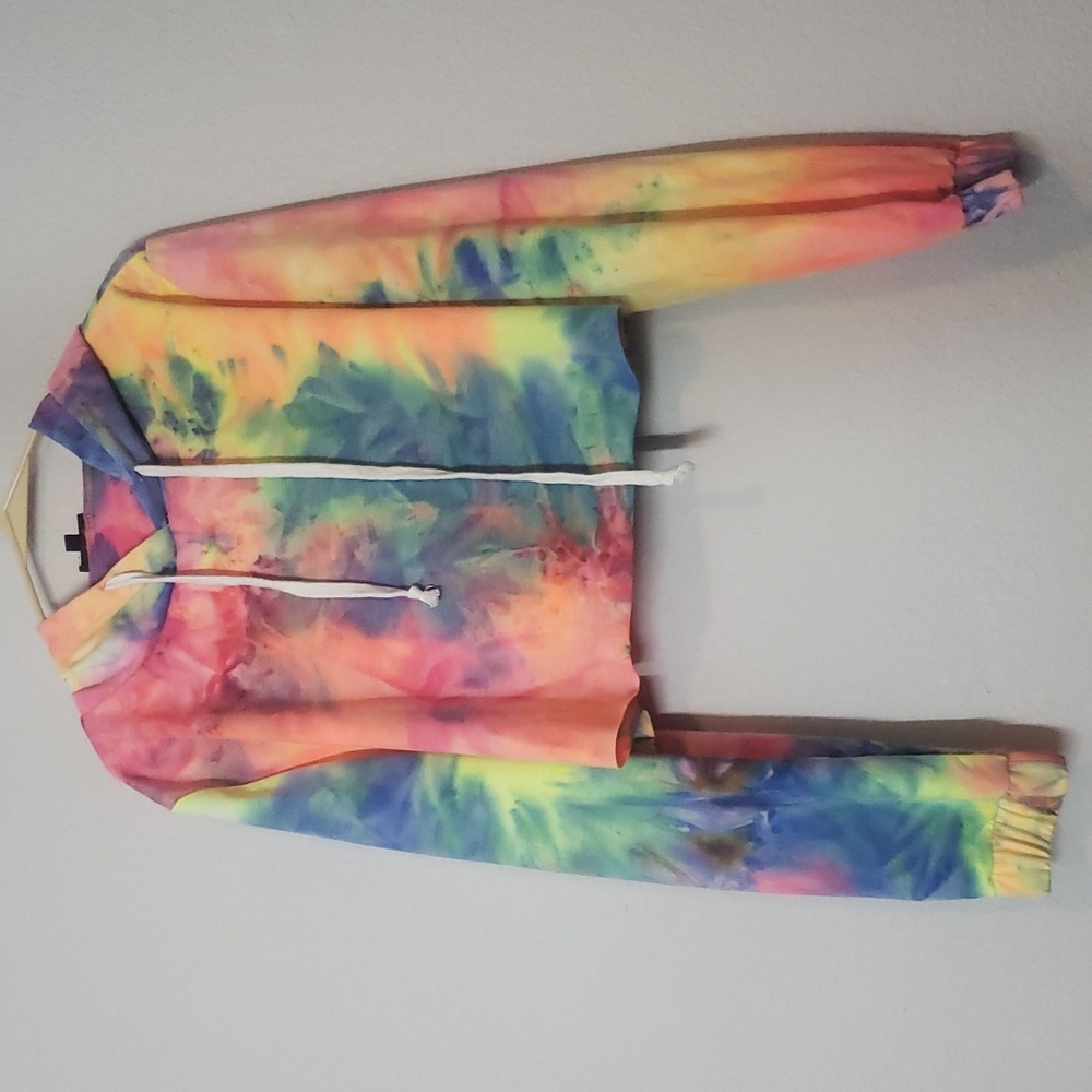 ellie&kate tie dye hoodie. Size large.